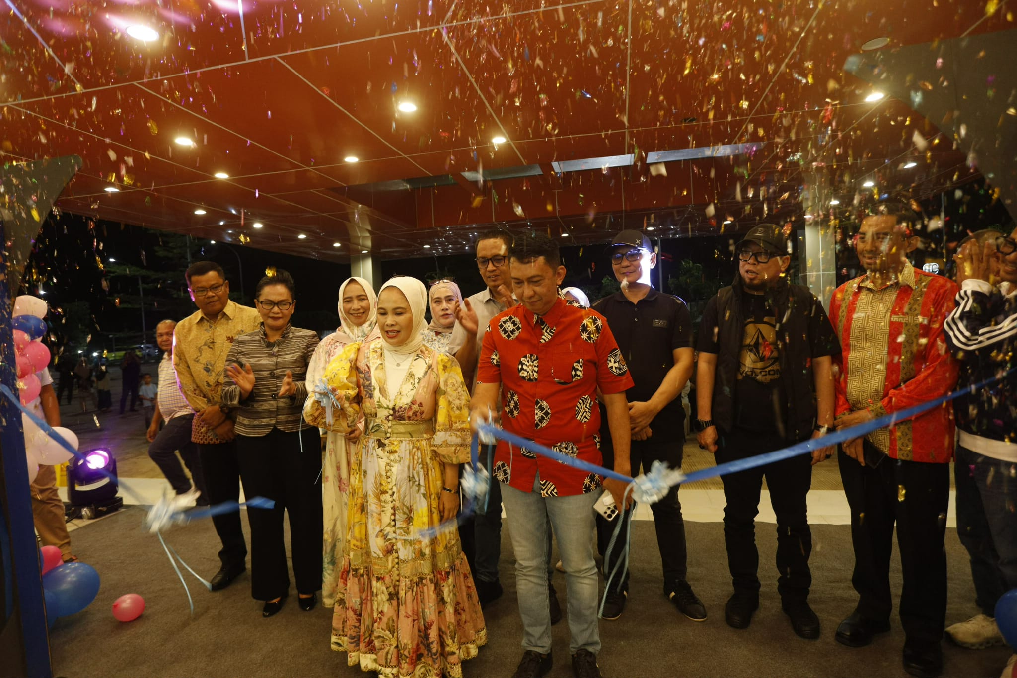 Resmikan MP Mall Palopo, Naili Trisal Bahagia UMKM Lokal Diberi Tempat Berjualan Kuliner