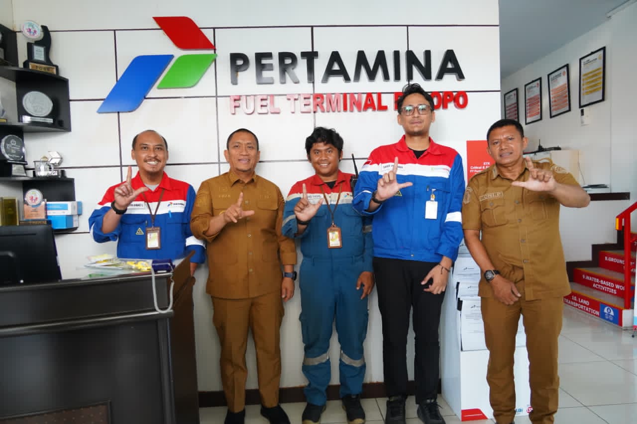 Demi Warga Lutim, Bupati Irwan Upayakan Jalur Alternatif Distribusi BBM