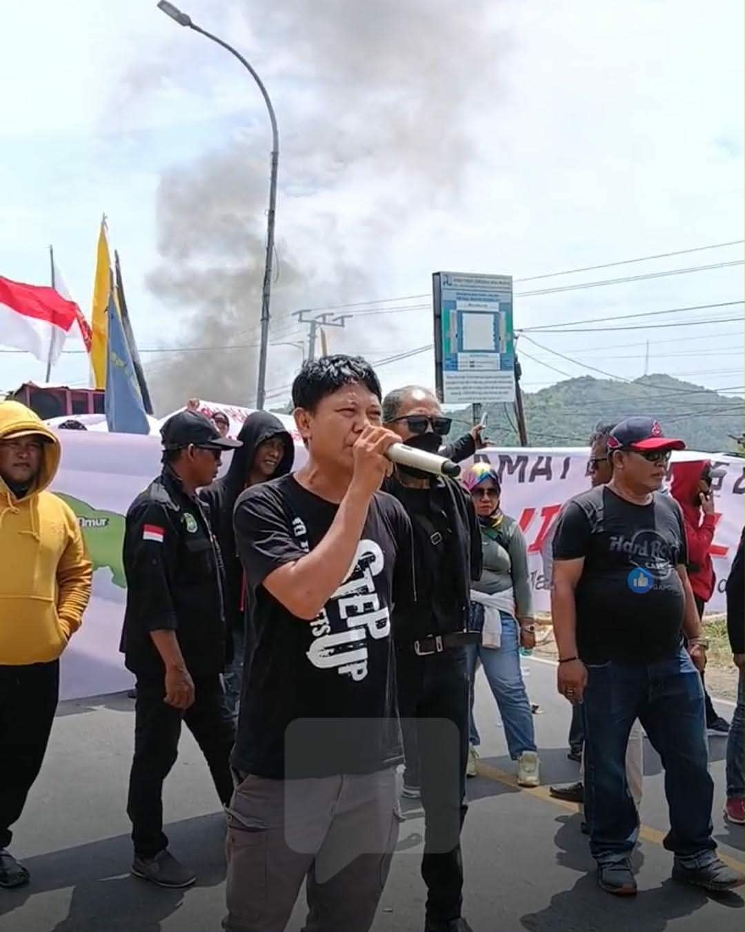 Sejumlah Kades Bersama SILU Demo Desak Pembentukan Provinsi Luwu Raya