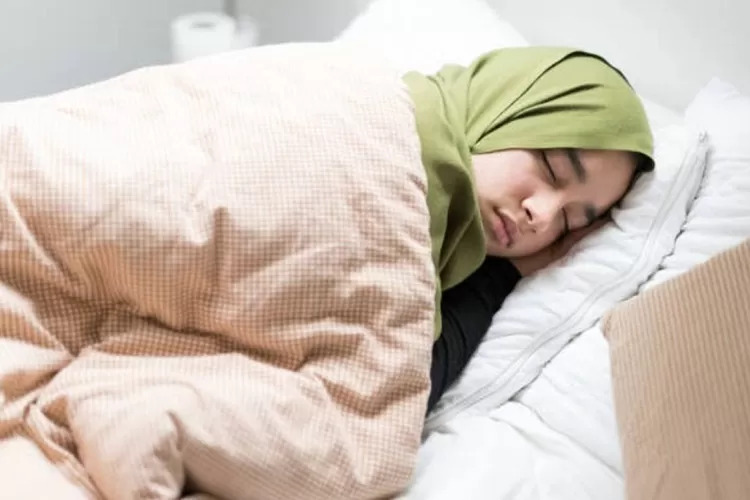 Benarkah Tidur Orang Berpuasa Bernilai Ibadah? Ini Penjelasannya