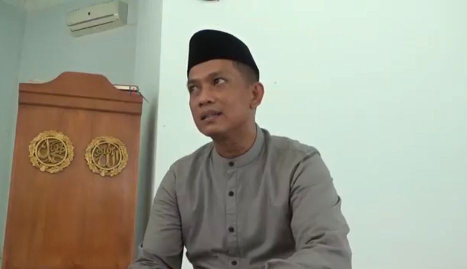 INSPIRASI ! Bakti untuk Kedua Orangtua, Polisi di Luwu Ini Bangun Masjid