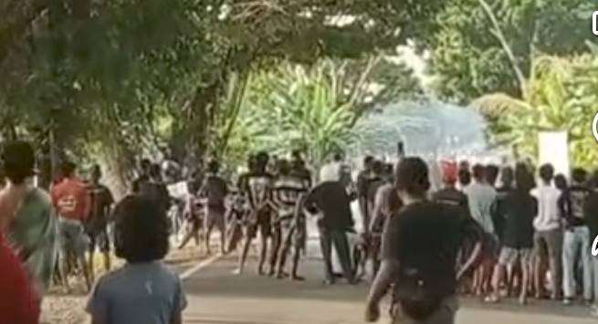 Bentrok Warga Pecah Pakai Busur Panah dan Sajam di Walenrang Luwu, Satu Warga Luka Serius Akibat Papporo Meledak di Tangan