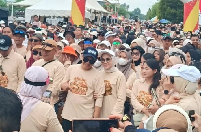 Ikut Jalan Santai HUT ke-27 Lutra, Ketua DPRD: Mari Bersinergi Bangun Luwu Utara