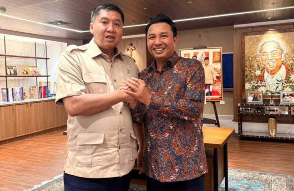 Temui Maruar Sirait, Bupati Lutra Optimis Dapat Tambahan Bantuan Bedah Rumah
