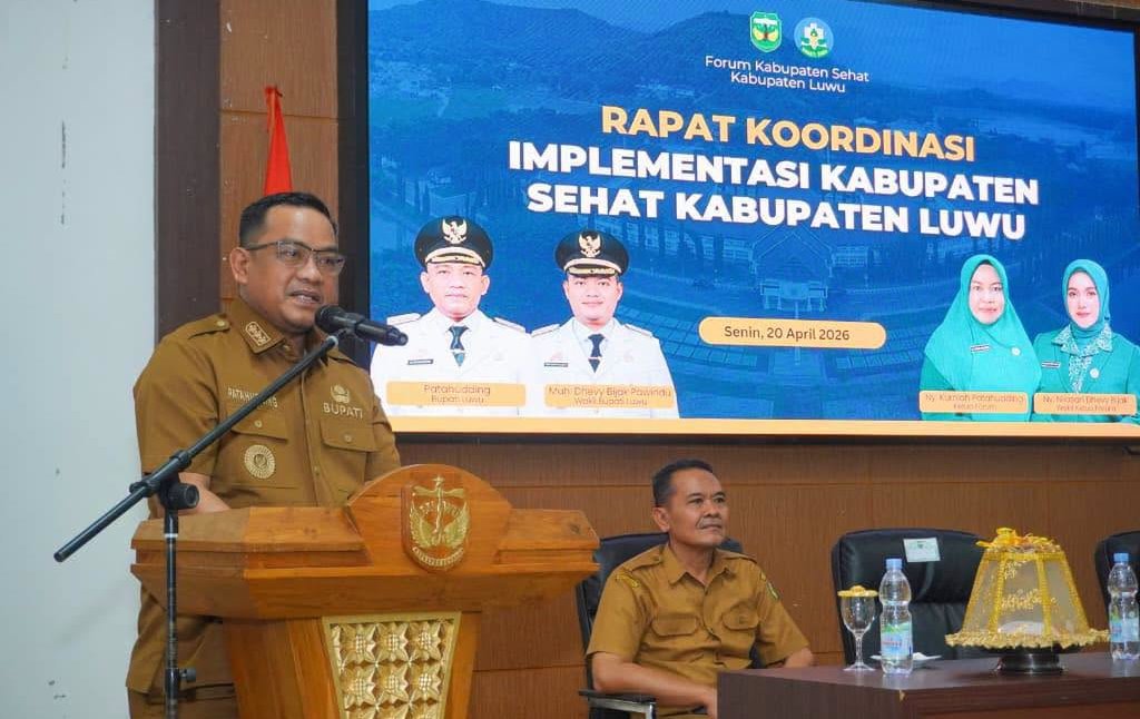 Dukung Gerakan Asri, Bupati Luwu Wajibkan OPD Bersih-Bersih 1 Jam Sehari