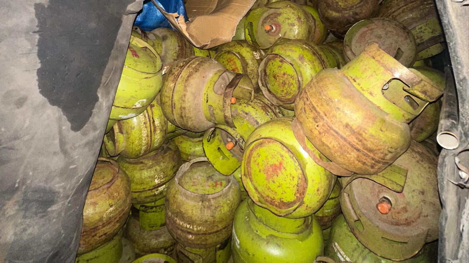 Polres Lutra Amankan 250 Tabung Gas 3 Kg Ilegal, Dua Warga Soppeng Ditangkap