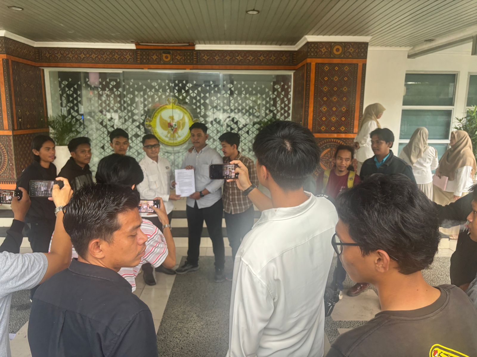 Demo BPK Sulsel, Mahasiswa Desak Bongkar Penyimpangan Anggaran Luwu Timur