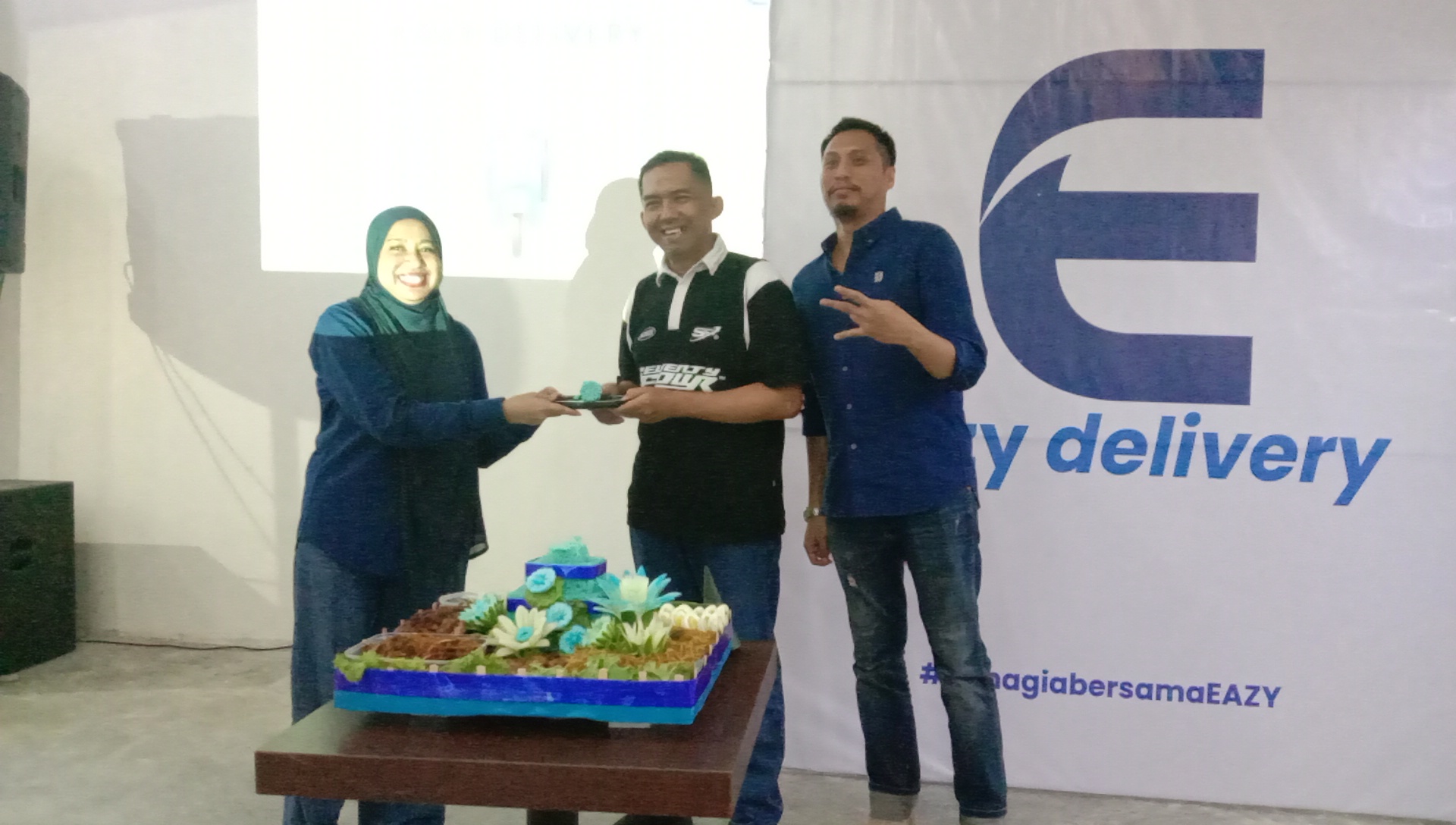 Eazy Delivery Hadir di Palopo, Tawarkan Layanan Antar Jemput Lewat WhatsApp 08131760848