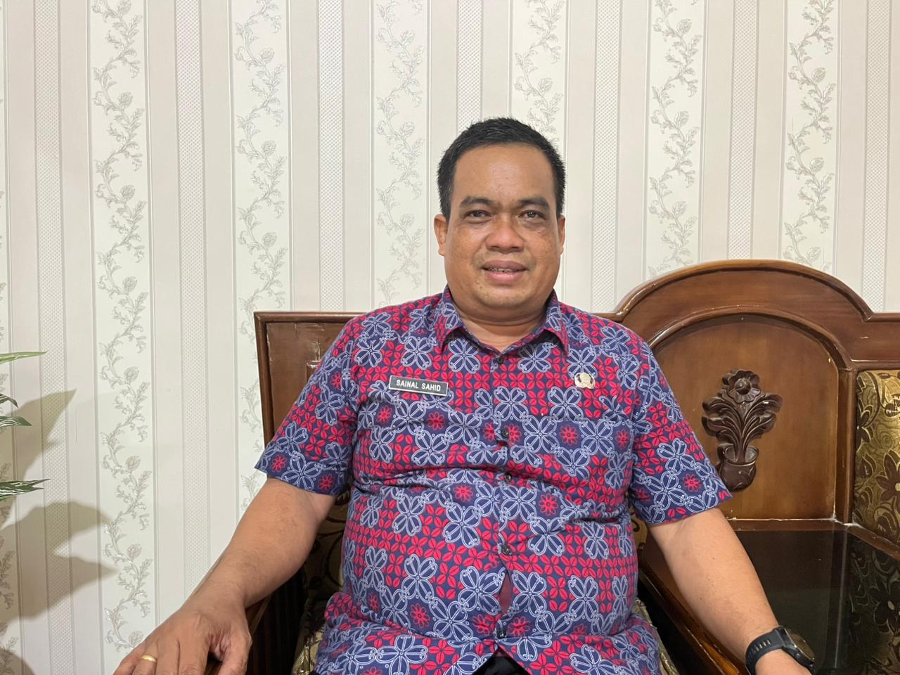 Horee…, Awali Tahun Ajaran Baru di Palopo, Pelajar SD Hingga SMP Dapat Bantuan Seragam Gratis