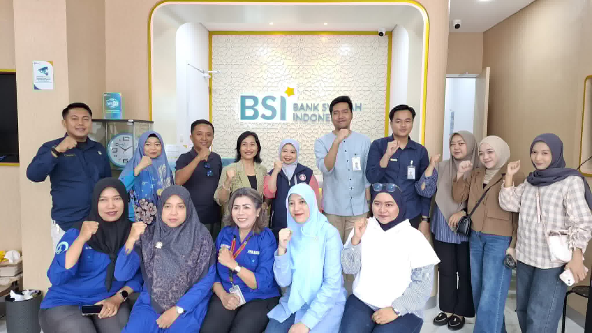 RSUD Sawerigading Palopo Kolaborasi BSI Beri Edukasi Kesehatan Bagi Nasabah Loyal BSI