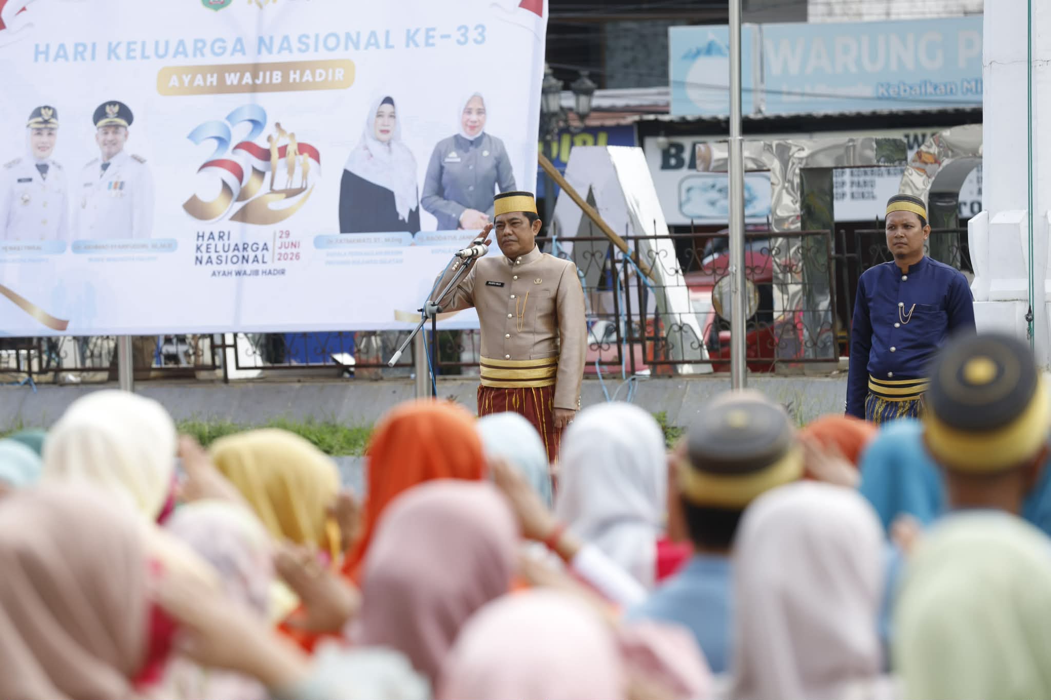 Semarak Harganas Ke-33 di Palopo, Pj Sekda Ajak Orang Tua Awasi Anak Bersosial Media