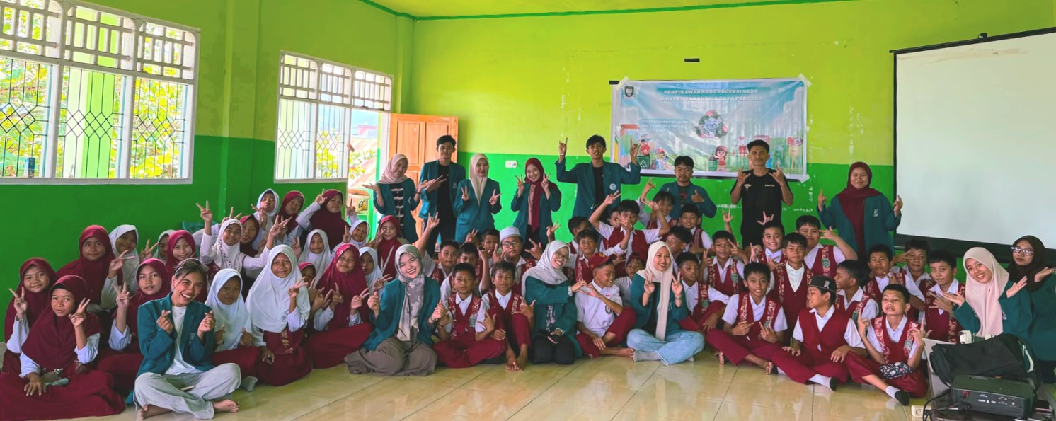 Mahasiswa  UKJP Edukasi Siswa MI DDI 1 Palopo Melalui Program Sekolah Bersih