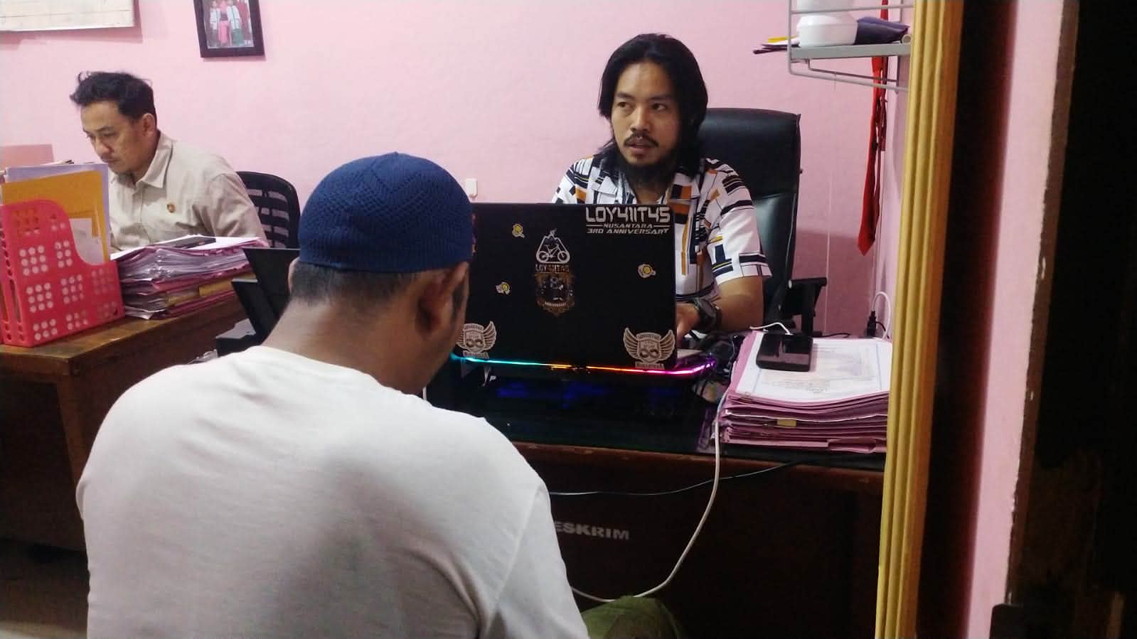 Pedagang Bernama Untung di Palopo Ini Cabuli Balita 3 Tahun Saat Belanja di Warungnya, Kini Ditahan