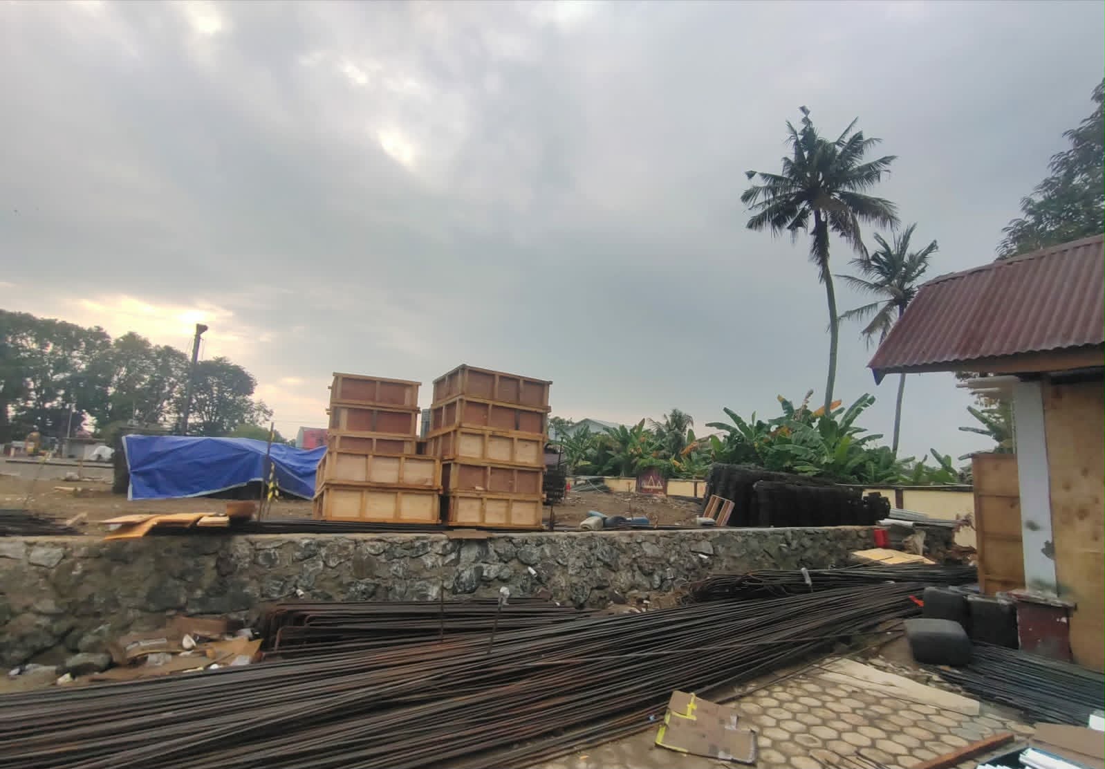 Diaduk Pakai Sekop, Praktisi Ragukan Mutu Beton di Proyek PN Palopo Rp19,1 Miliar