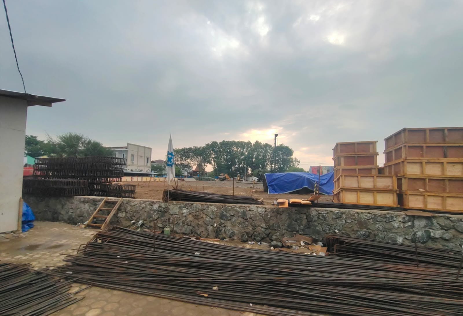 Renovasi PN Palopo Rp19,1 Miliar Diduga Menyimpang, Spesifikasi Pondasi Diubah hingga Overpayment