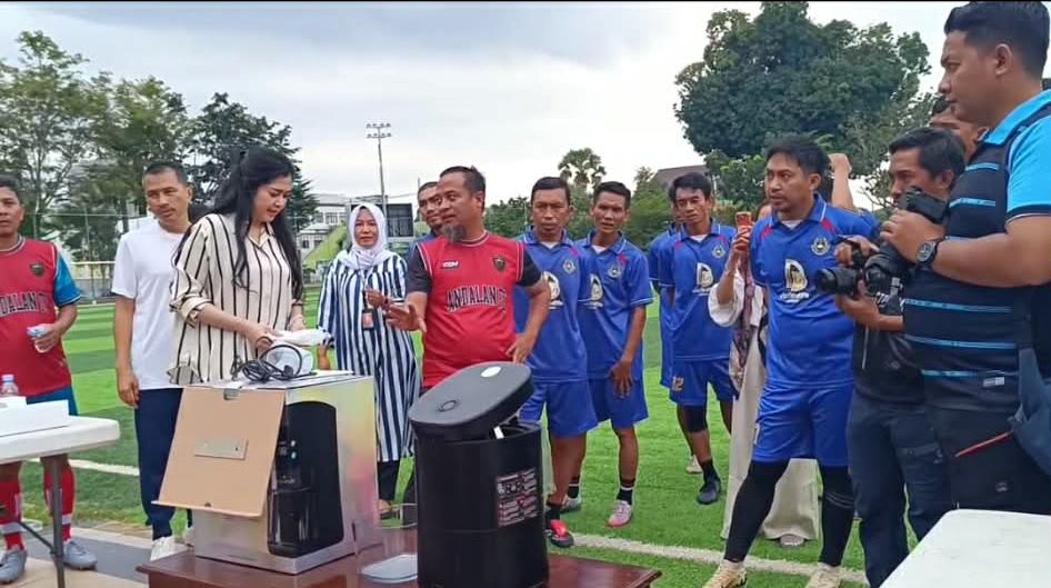 INSPIRASI! Aurora Dakka Puteri Asal Palopo Ciptakan Sagu Cooker, Gubernur Sulsel: Saya Promosikan Supaya Dibeli, Praktis Buat Makanan dari Sagu