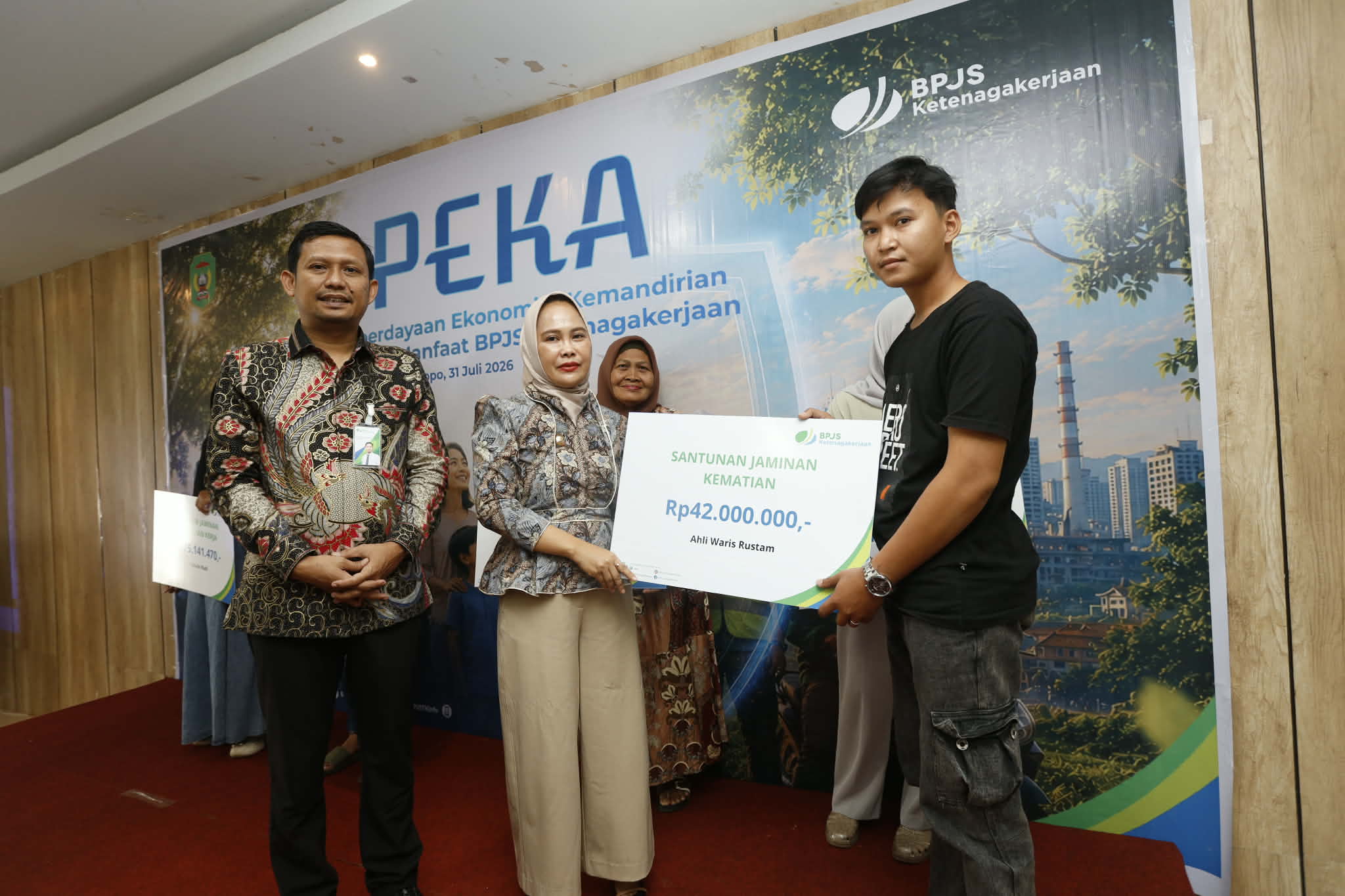 Program PEKA Palopo Dorong Ahli Waris Mandiri Secara Ekonomi, Naili Trisal: Perlindungan Sosial Perlu Dibarengi Pemberdayaan