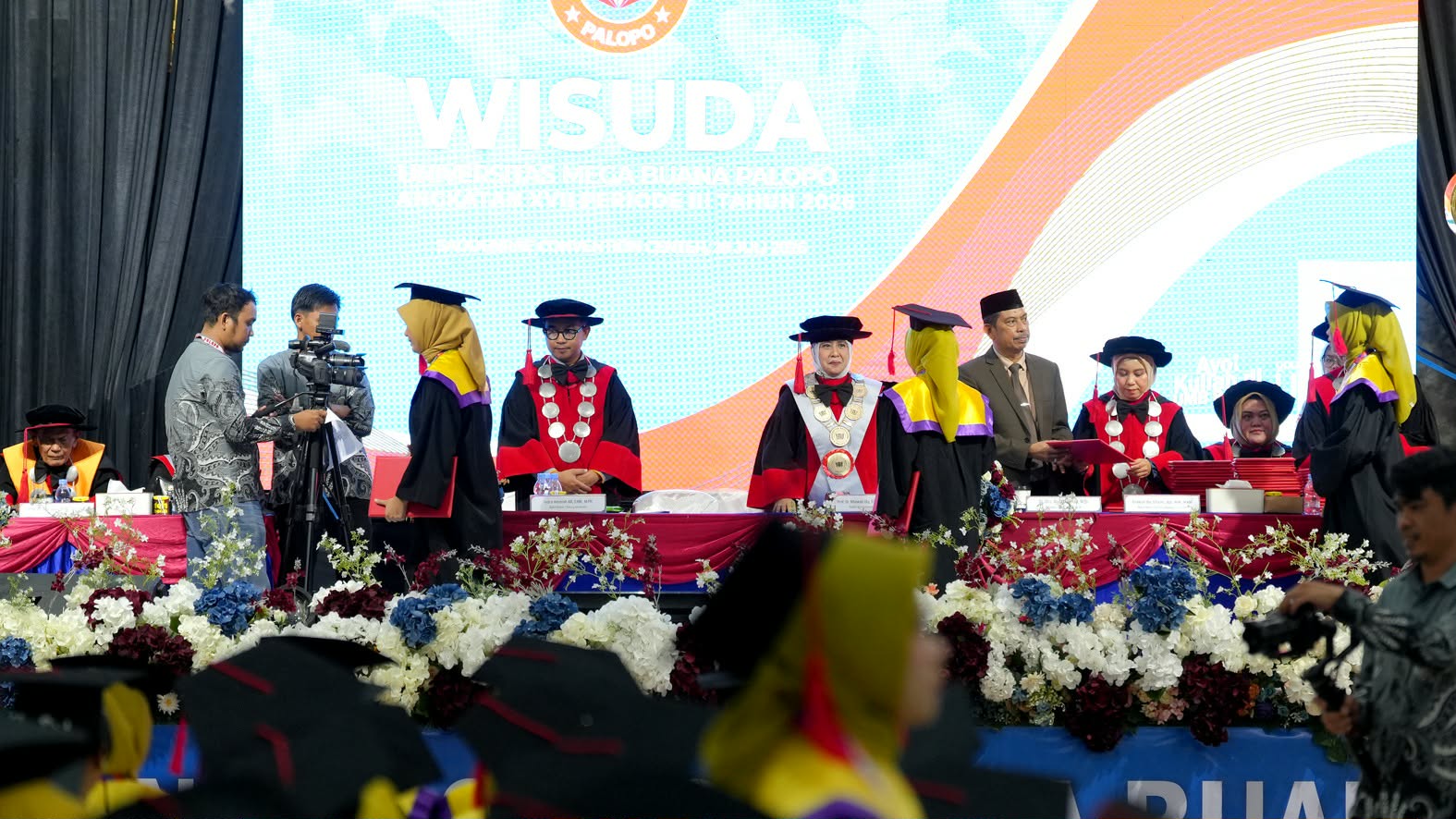 Luar Biasa! Gelar Wisuda Periode III, Profil Lulusan UMB Palopo 87,89 Persen Sudah Bekerja