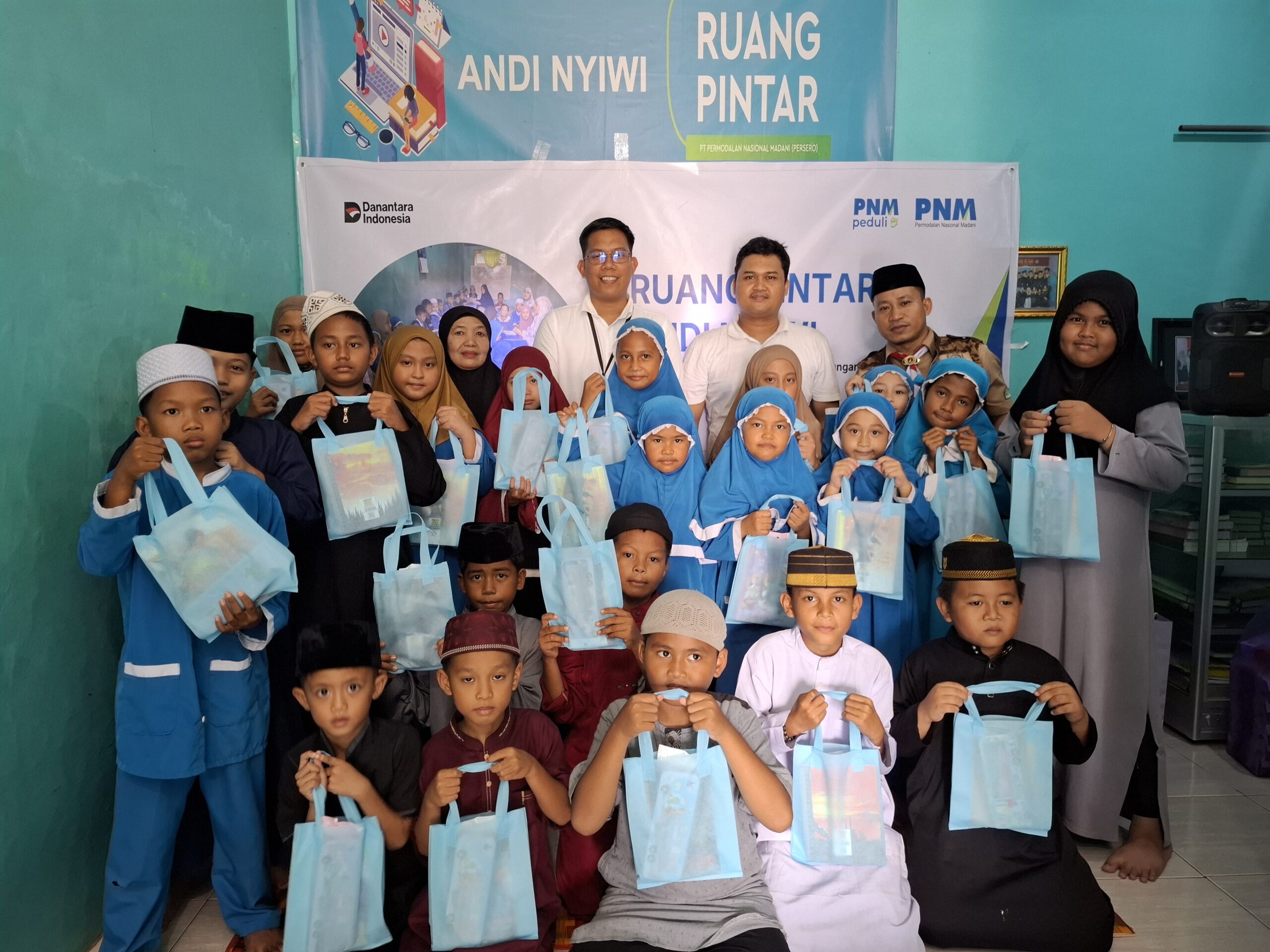 Ruang Pintar PNM Perkuat Akses Pendidikan Berbasis Masyarakat di Palopo