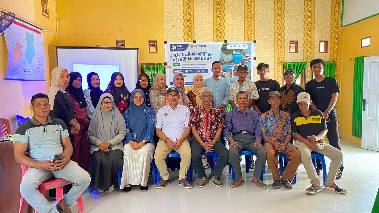 Dosen UMPalopo Dampingi Pokdarwis Pantai Polongasa Susun AD/ART dan Buku Kas Digital
