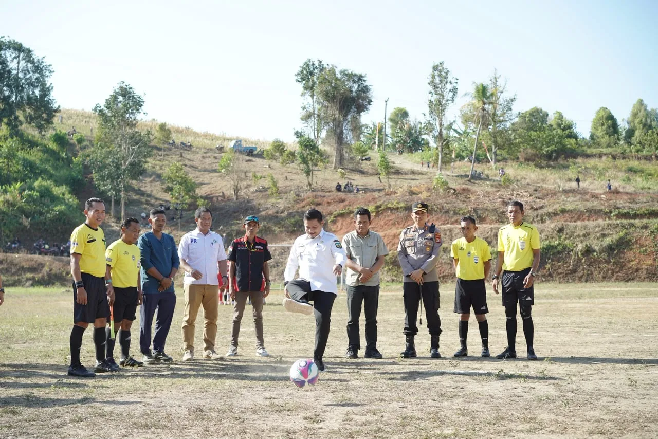 Wakil Bupati Luwu Buka Turnamen Sepak Bola Pesta Panen