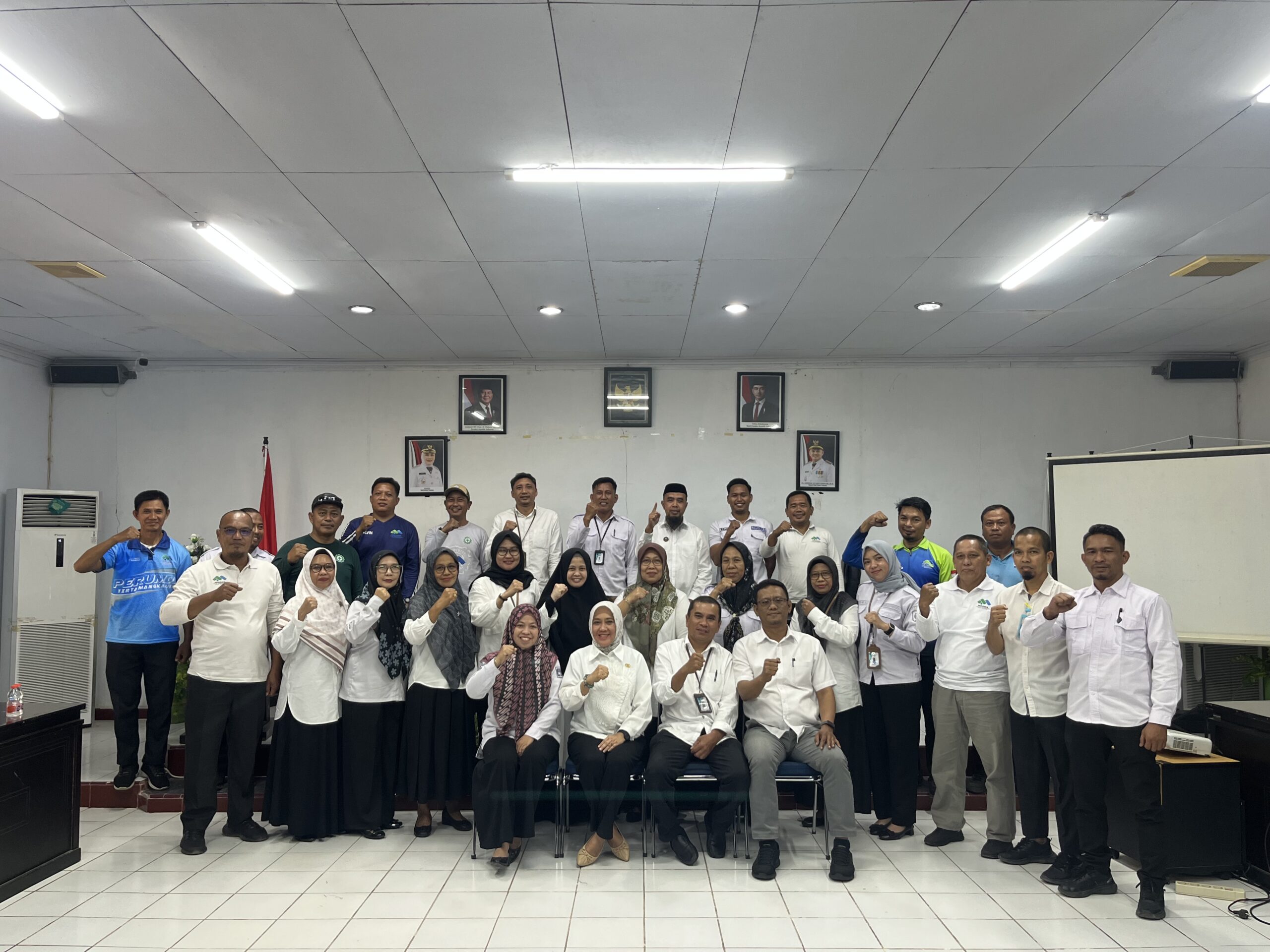 Tersisa Satu Dewas, Andi Enceng Ajak Karyawan Perumda TM Palopo Berkolaborasi Majukan Perusahaan