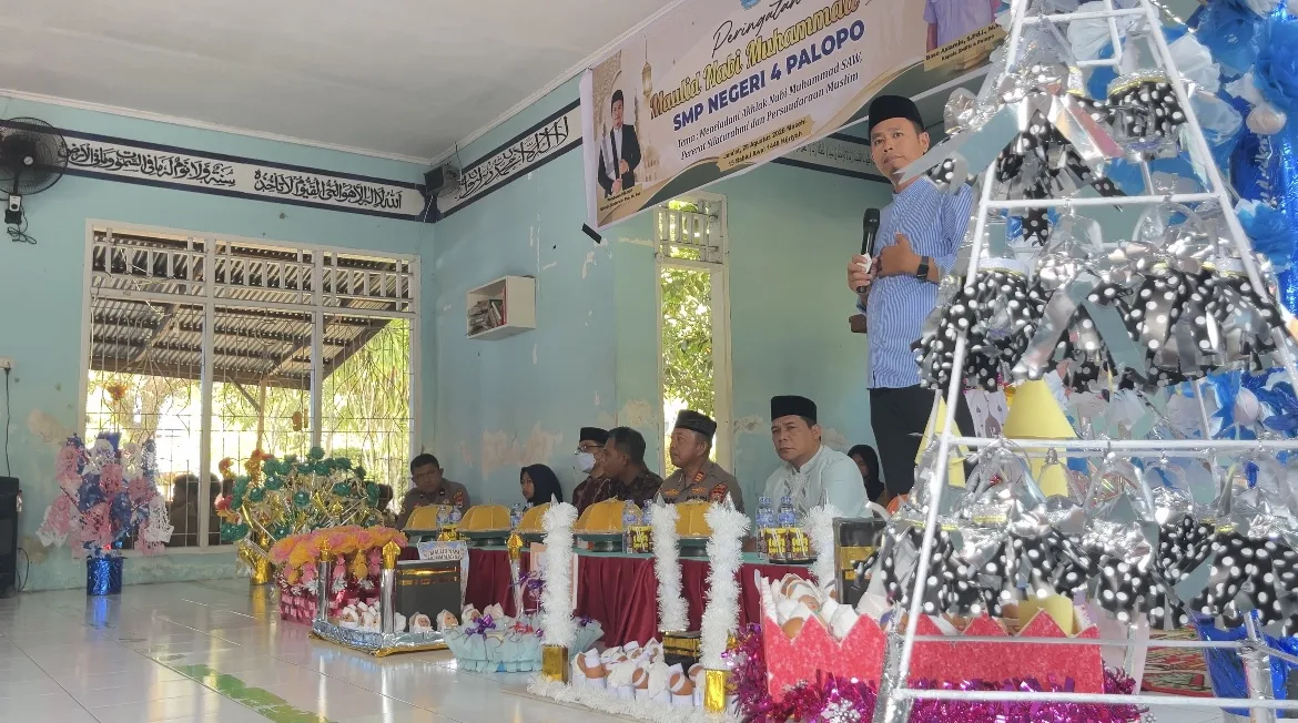 Peringatan Maulid Nabi di SMPN 4 Palopo Berlangsung Semarak, Siswa Diajak Teladani Akhlak Rasulullah
