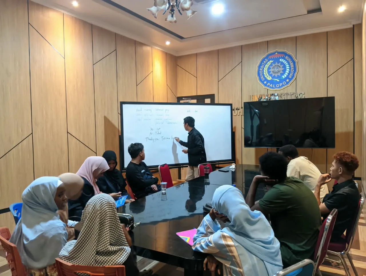 UMPalopo Bekali Mahasiswa Asing Bahasa dan Budaya Indonesia Lewat Program BIPA