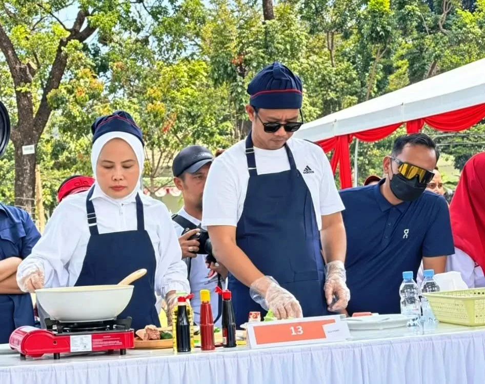 Bersama Suami, Naili Trisal Sabet Juara II Lomba Masak Nasi Goreng HUT Sulsel ke-357, Ini Foto-Foto Keseruannya